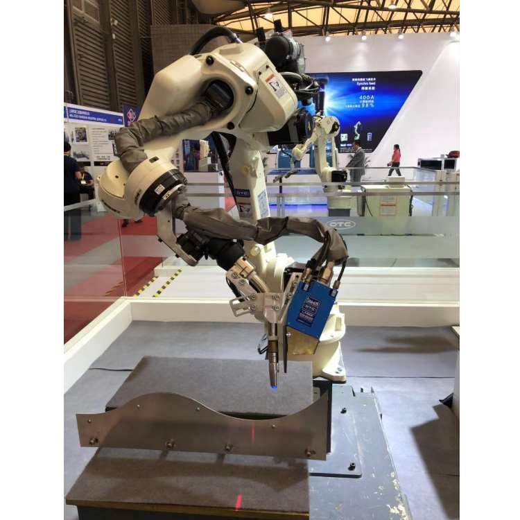 6 Eksenli Kaynak Robot Kolu Ma - Robot Gripper incelemesi ve fiyatı